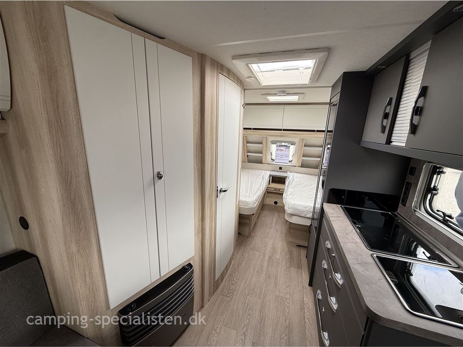 Hobby De Luxe 495 UL